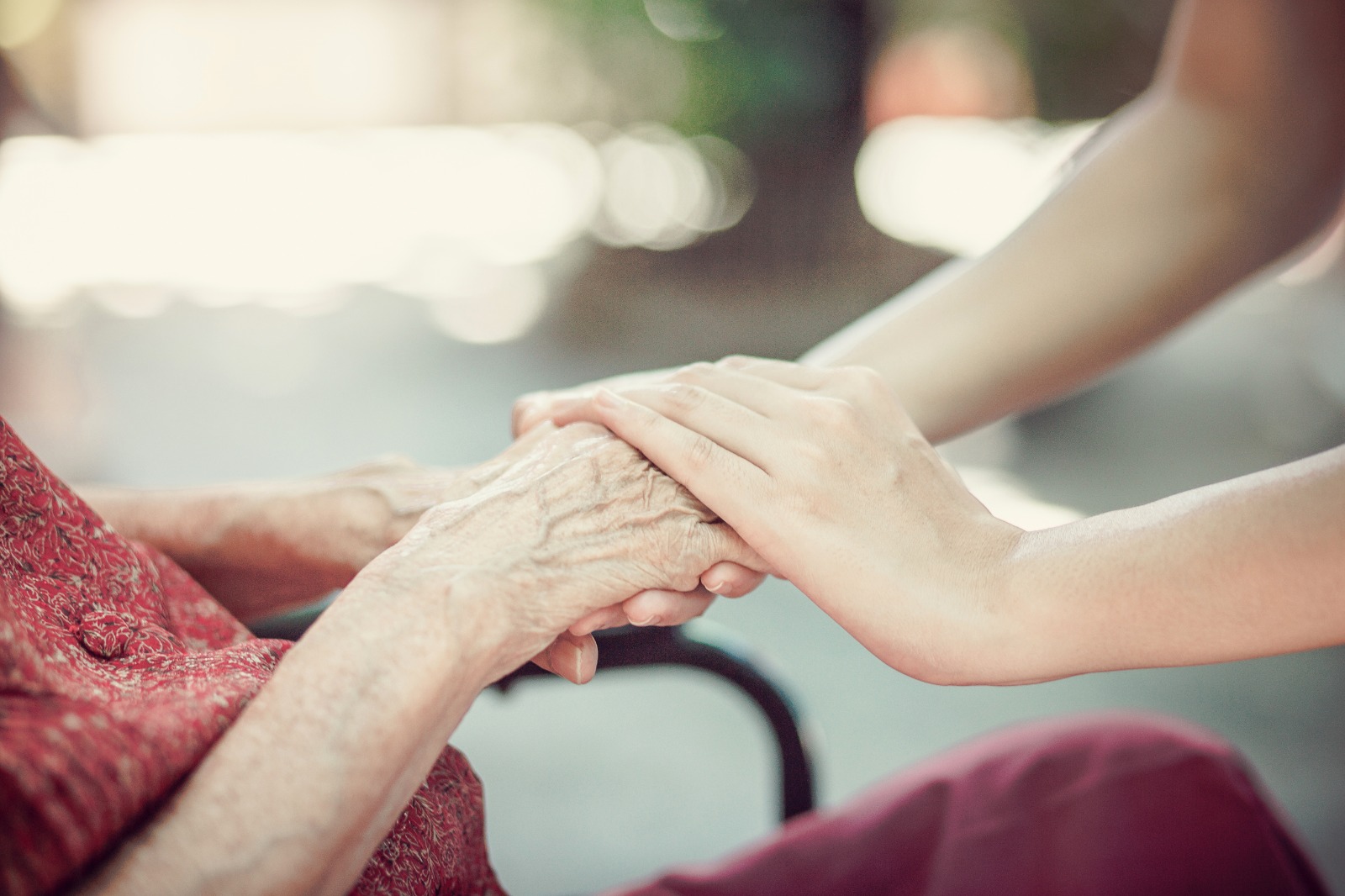 AVVISO PUBBLICO FONDO NAZIONALE PER IL  SOSTEGNO DEL RUOLO DI CURA E ASSISTENZA DEL CAREGIVER FAMILIARE